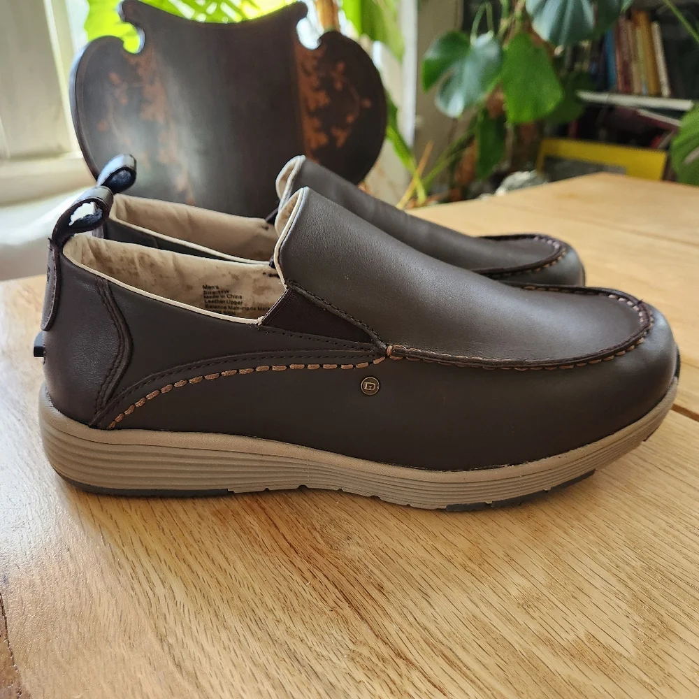 Duluth‎ Trading Co Men's Size 11 W Tower Hill Brown Leather Slip On Loafer Shoes